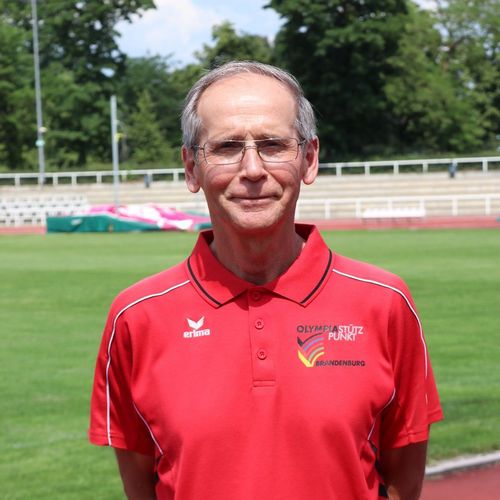 Burkhard Looks als Trainer des Jahres 2022 geehrt